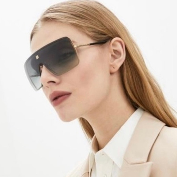 New Unisex Givenchy Sunglasses - Picture 14 of 14